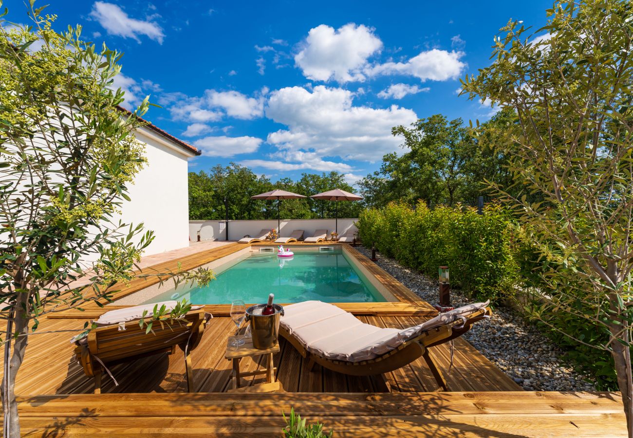 House in Murvica - Luxury Villa T&T