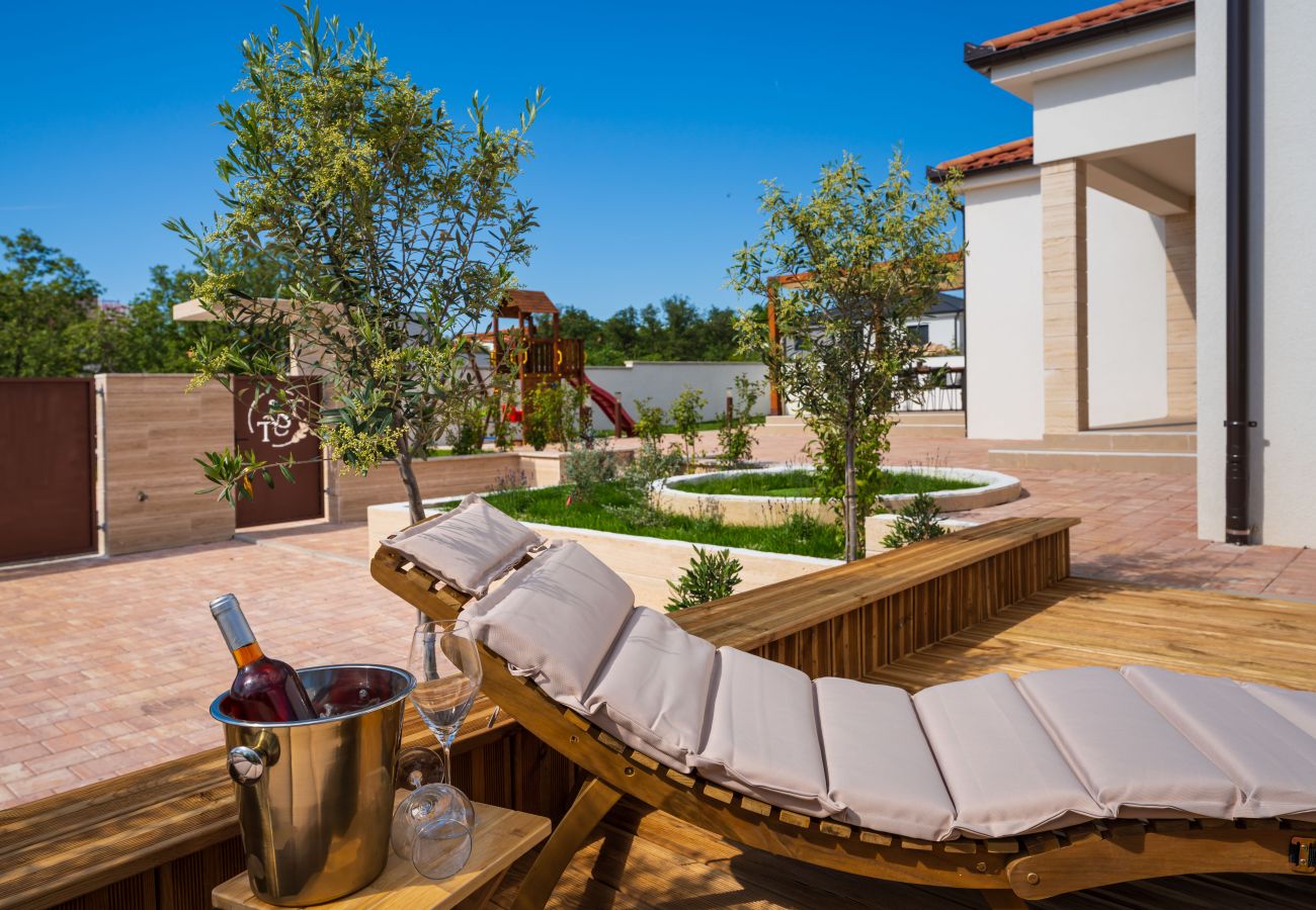 House in Murvica - Luxury Villa T&T