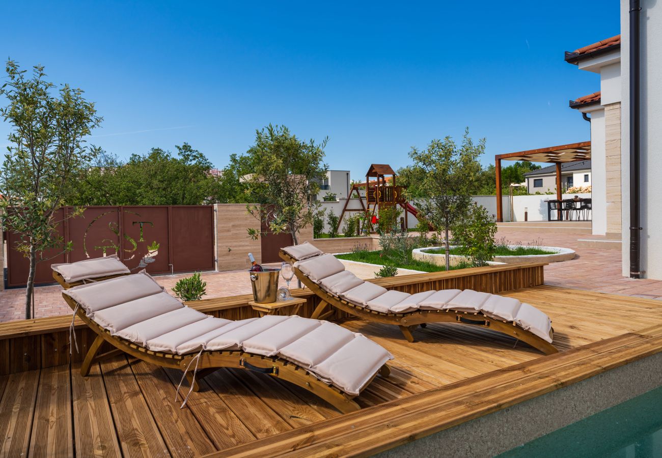 House in Murvica - Luxury Villa T&T