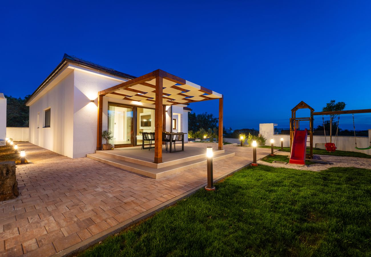 House in Murvica - Luxury Villa T&T