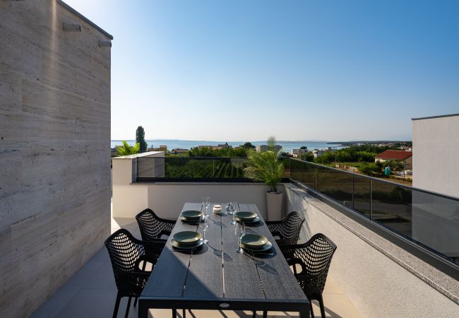 Apartment in Vrsi - Beach apartment LaMag Apartment in Vrsi - Beach apartment LaMag