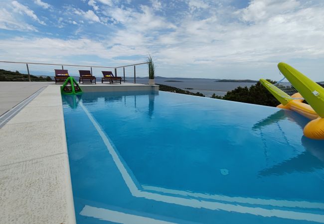 House in Zaglav - Sea view Villa Belvedir House in Zaglav - Sea view Villa Belvedir