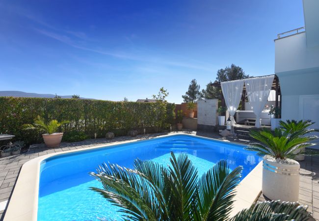 House in Pridraga - Sea view Villa Bella House in Pridraga - Sea view Villa Bella