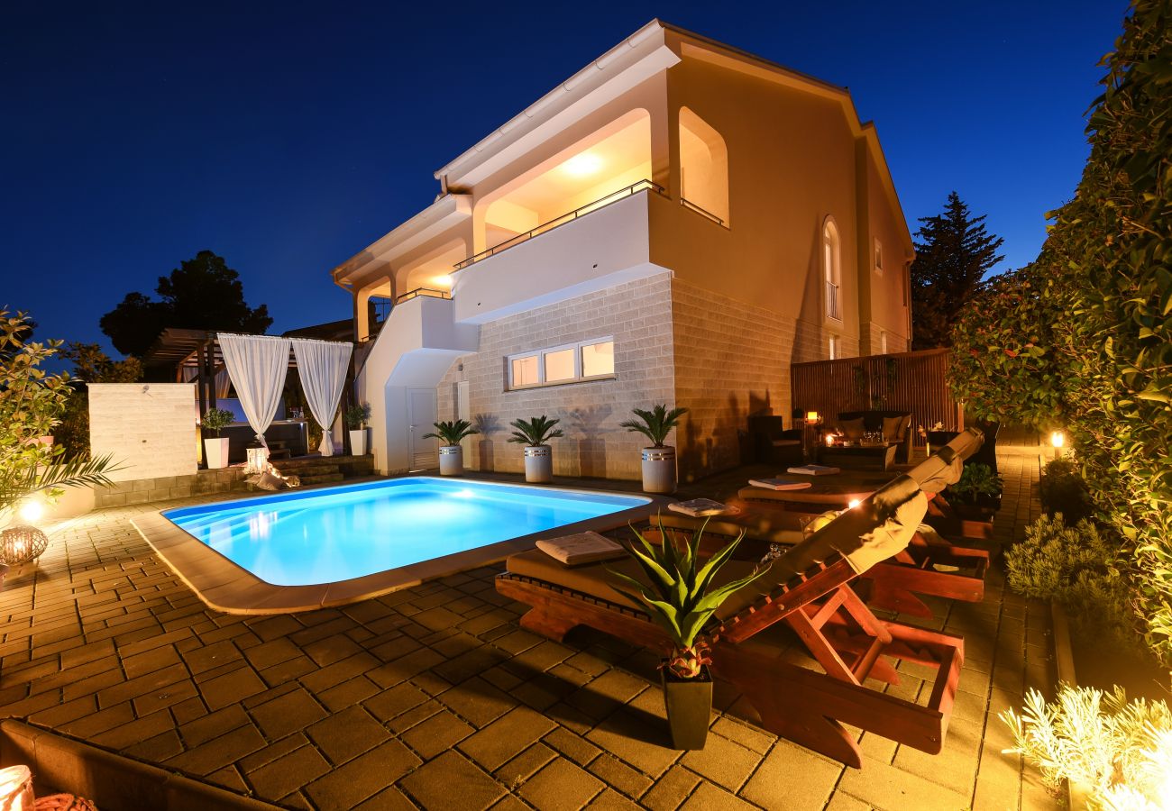 House in Pridraga - Sea view Villa Bella House in Pridraga - Sea view Villa Bella