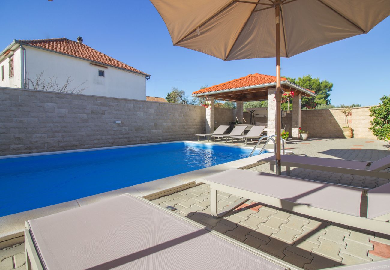 Apartment in Biograd na moru - Apartman DaDa 2