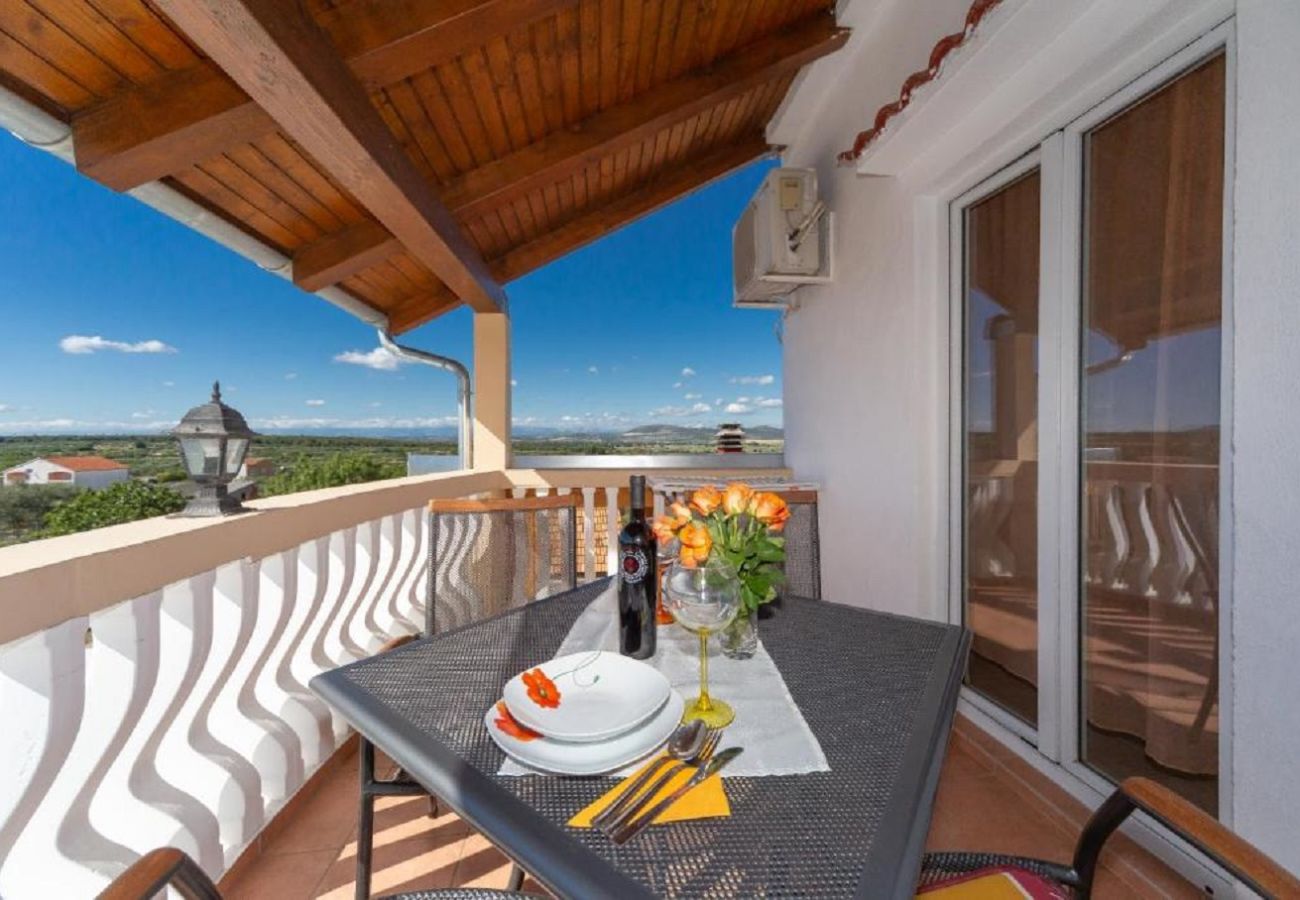 Apartment in Biograd na moru - Apartman DaDa 2