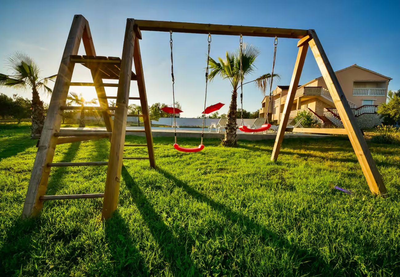 House in Tinj - Villa Ljubica with private pool