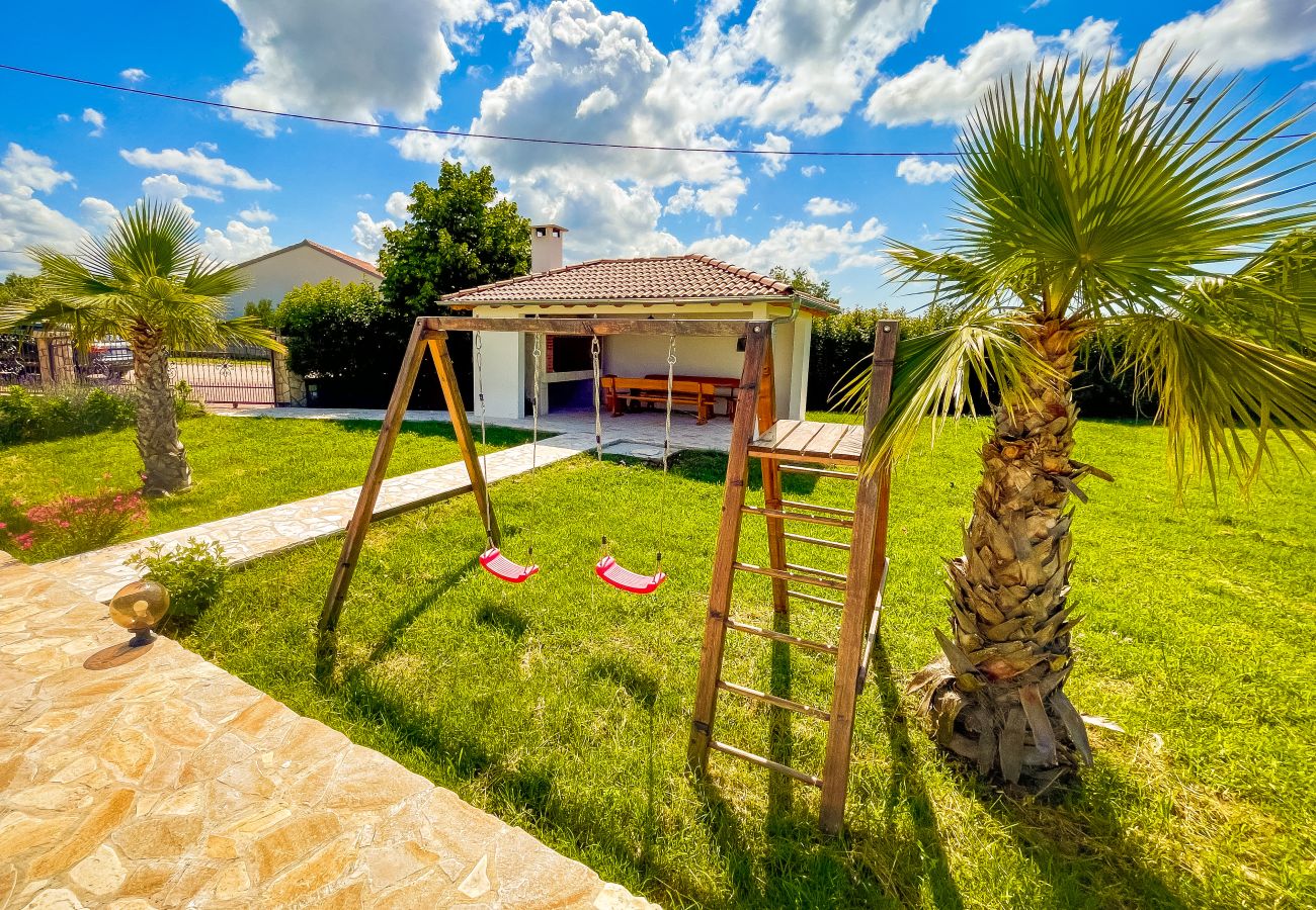 House in Tinj - Villa Ljubica with private pool