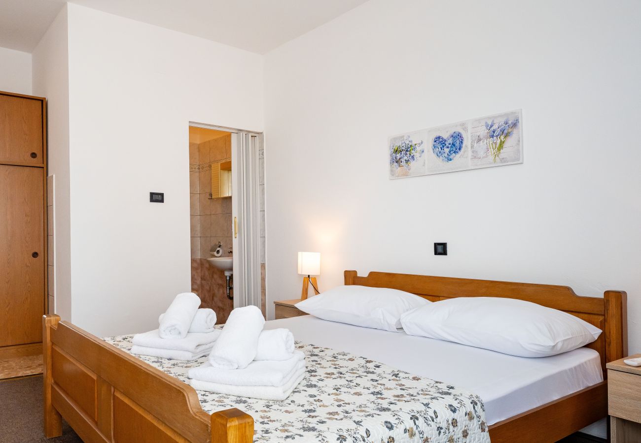 Apartment in Galovac - Apartment Neda