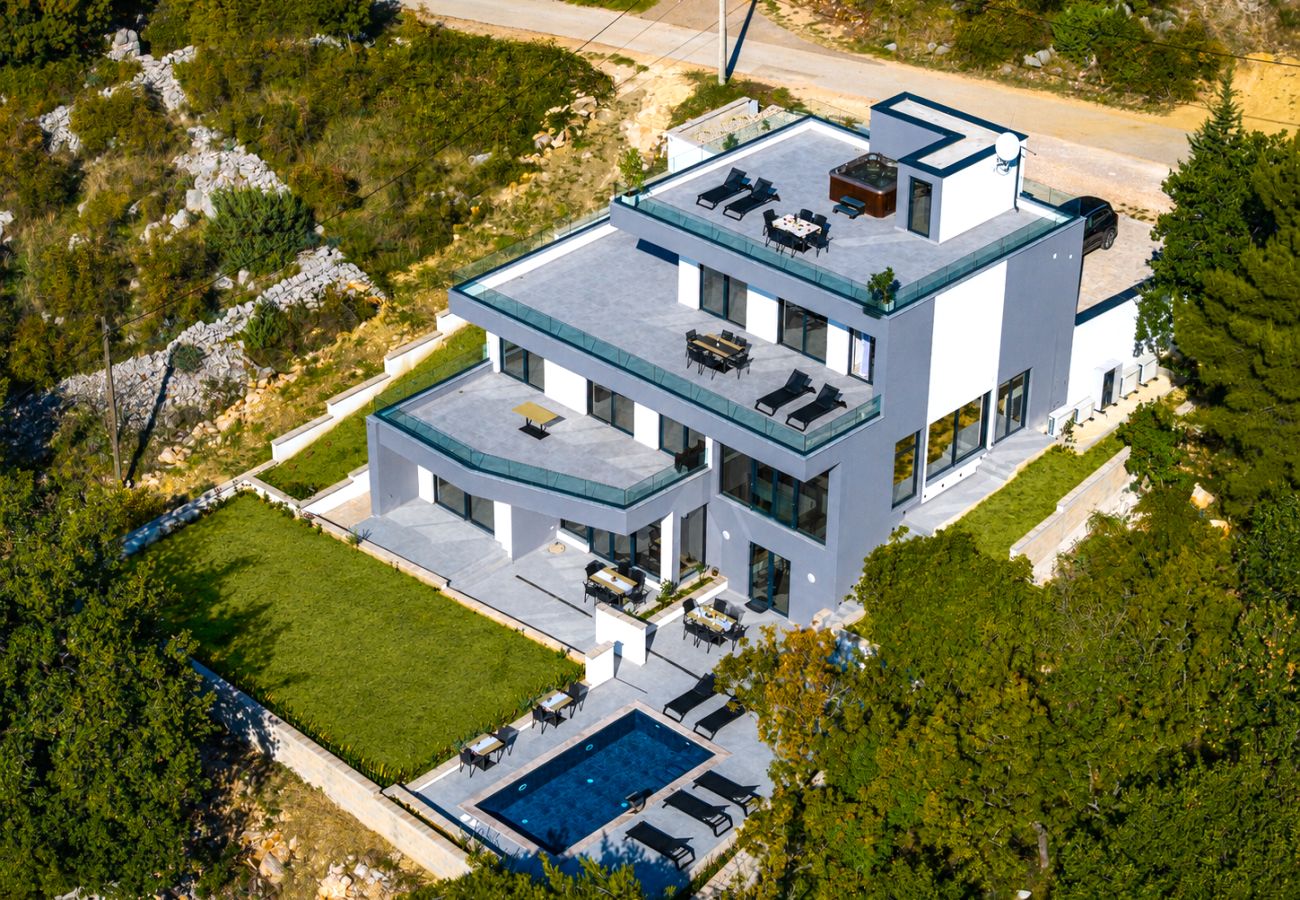 House in Starigrad - Sea view Villa Senti