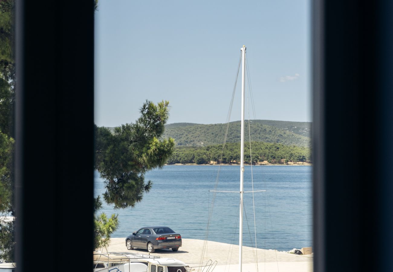 House in Sveti Filip i Jakov - Boutique Rooms Rogovo