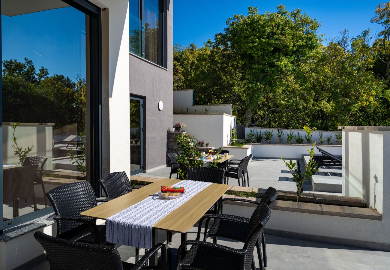 Apartment in Starigrad - Apartment Senti with shared pool