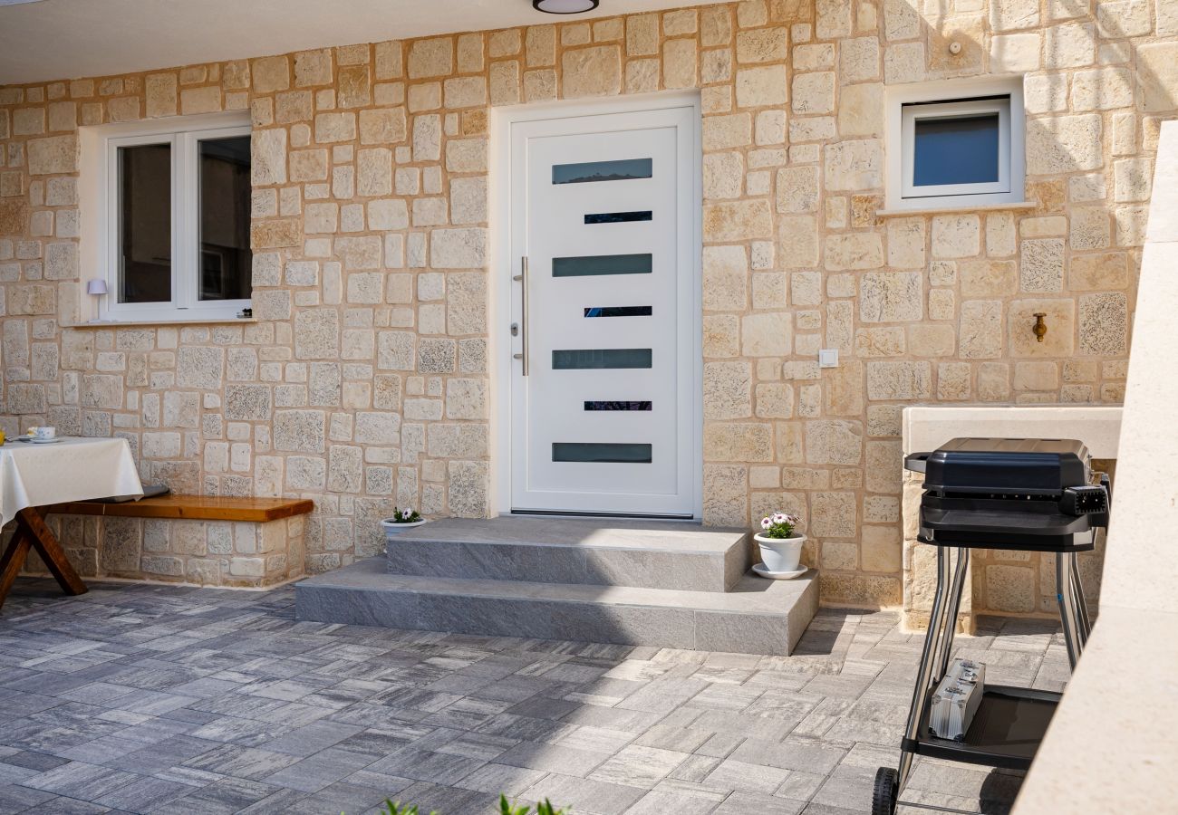 House in Šibenik - Holiday home Casa Ivana
