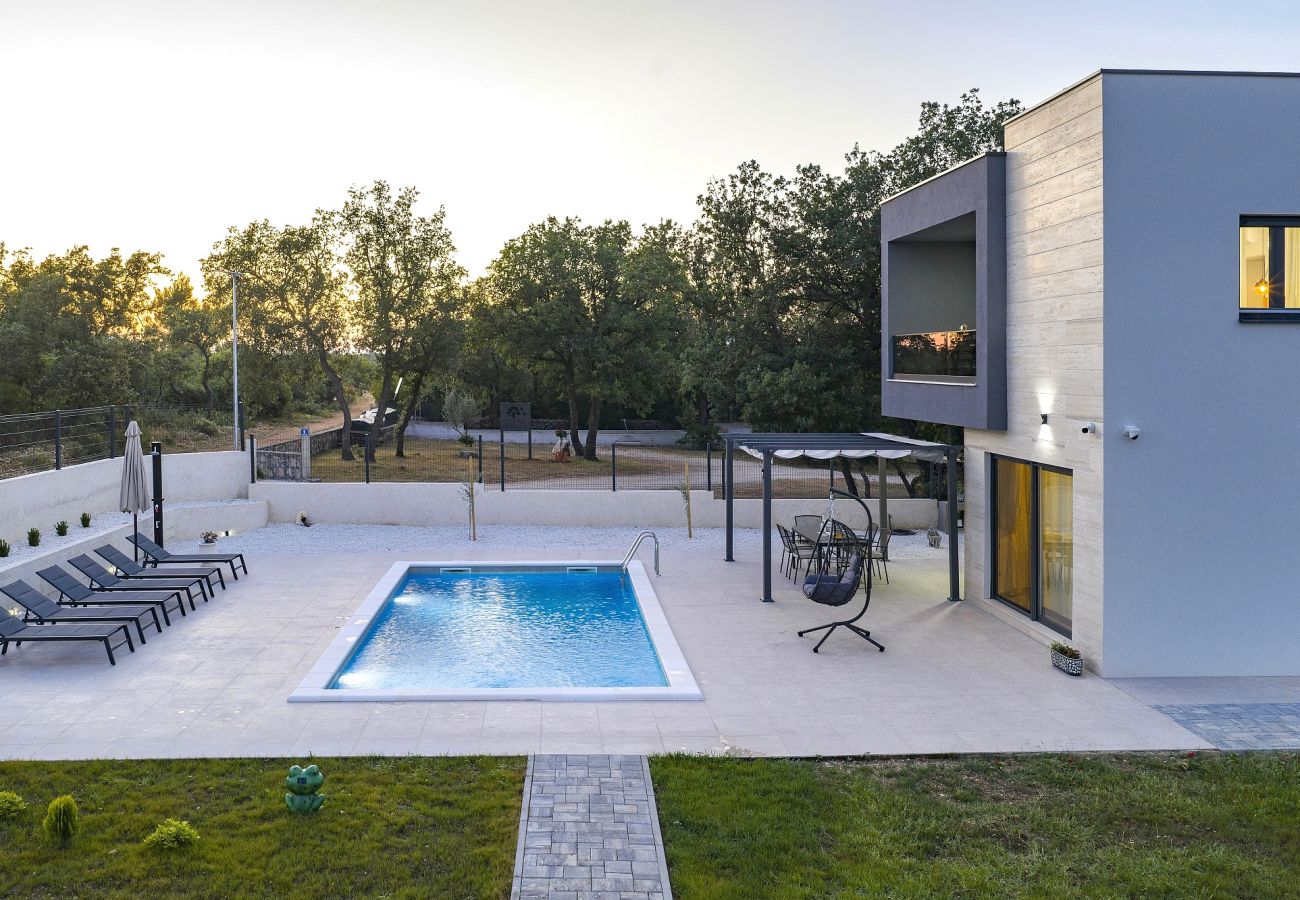 House in Debeljak - Vila Casa Verde