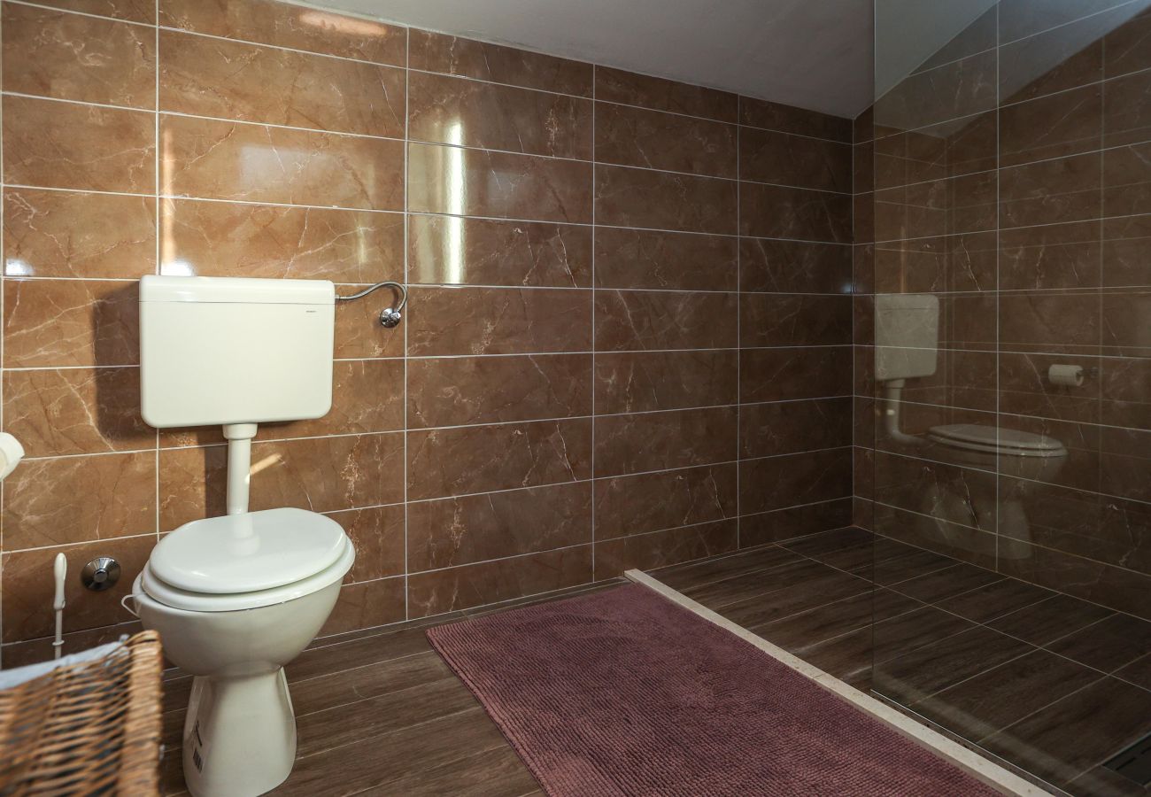 House in Donji Kašic - Holiday home Mandorla