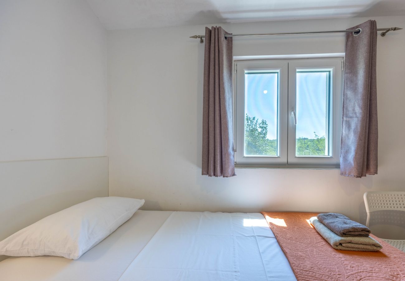 House in Donji Kašic - Holiday home Mandorla