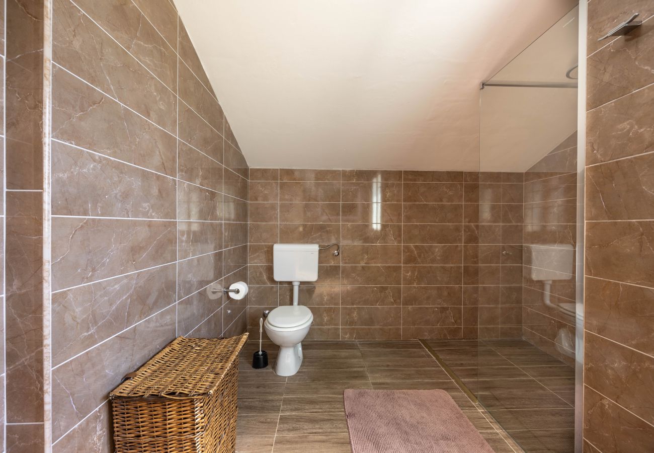 House in Donji Kašic - Holiday home Mandorla